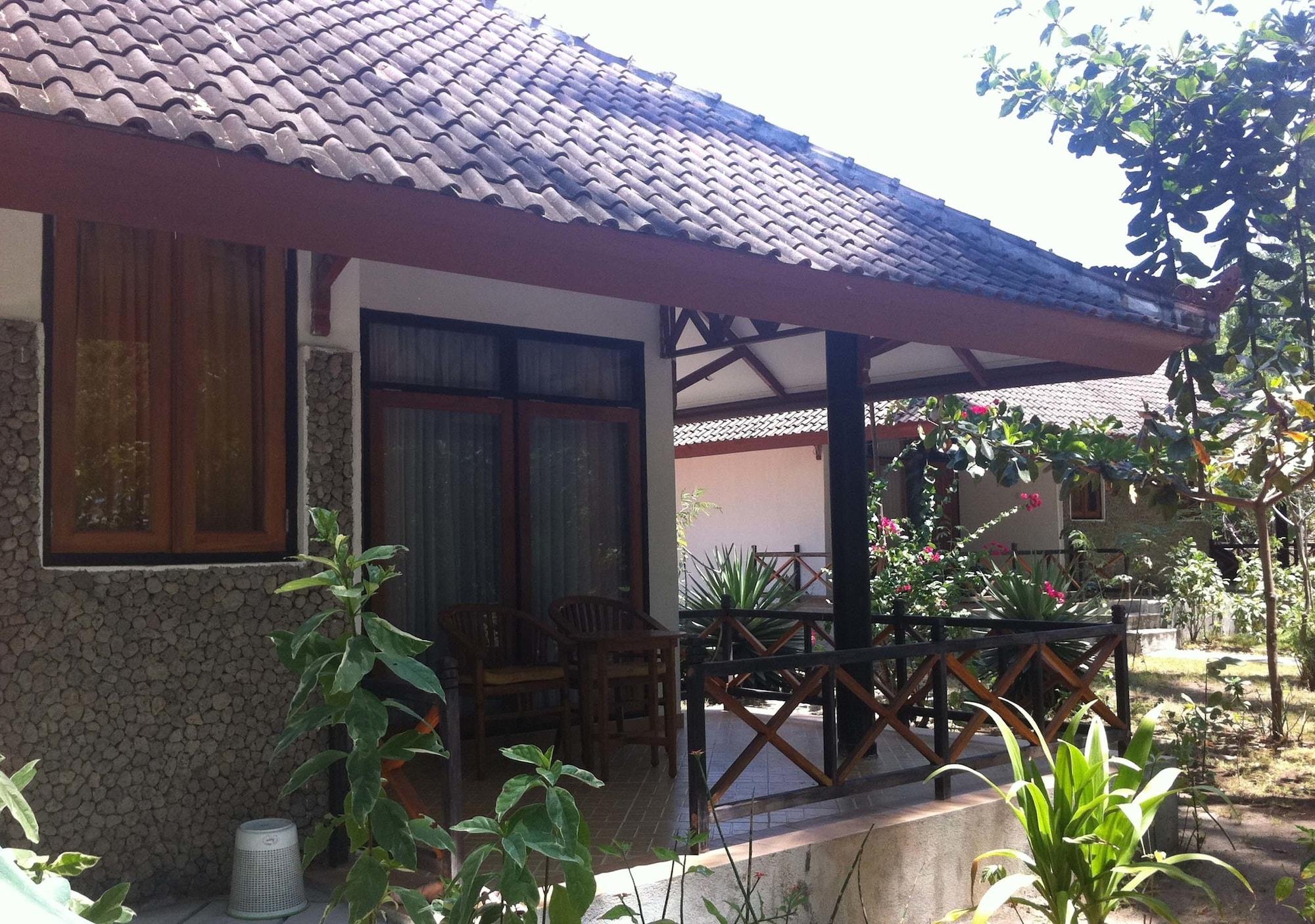 Oyo 2861 Hotel Gili Air & Restaurant Exterior photo