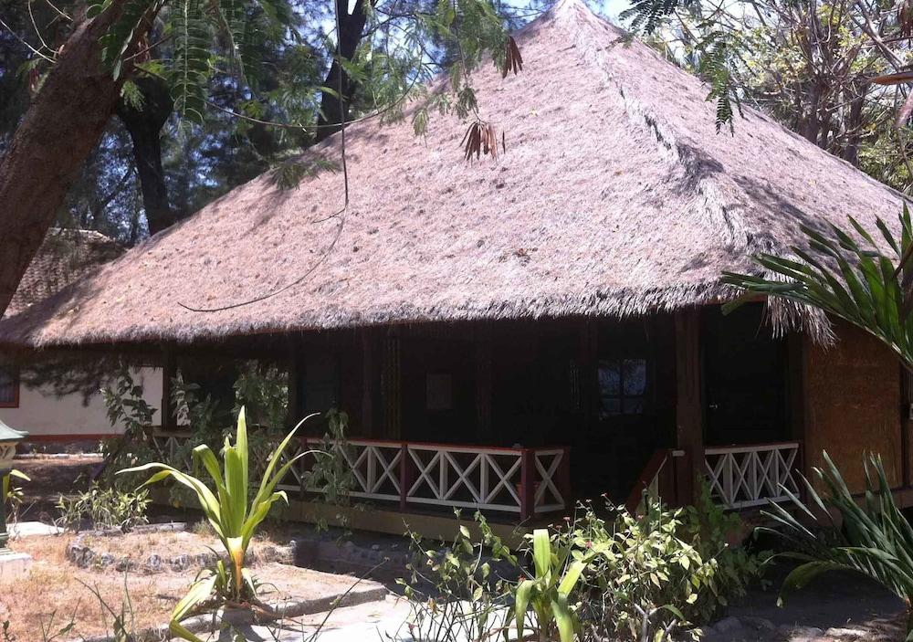 Oyo 2861 Hotel Gili Air & Restaurant Exterior photo